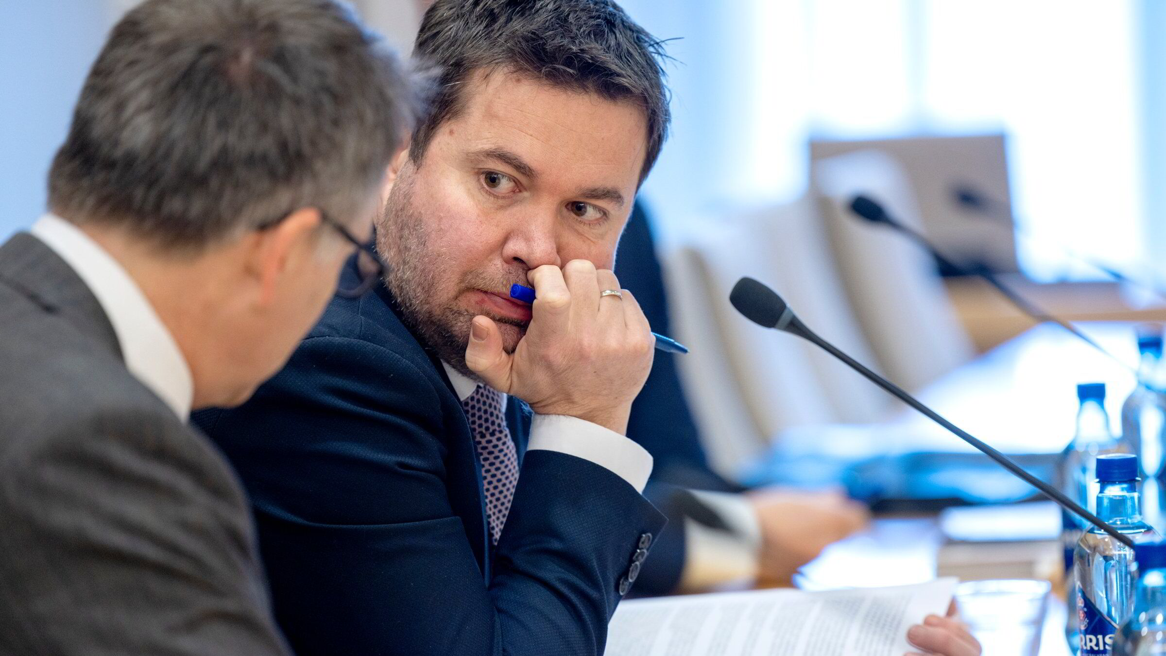 Sp-topp frykter for norske arbeidsplasser, mener regjeringen tenker mer på EU enn Norge