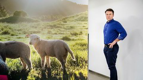 Bondelagsleder Lars Petter Bartnes mener salget av Reitan-gården burde vært stoppet