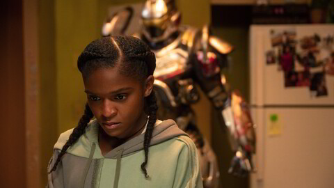 Dominique Thorne spiller Riri Williams, alias superhelten Ironheart.