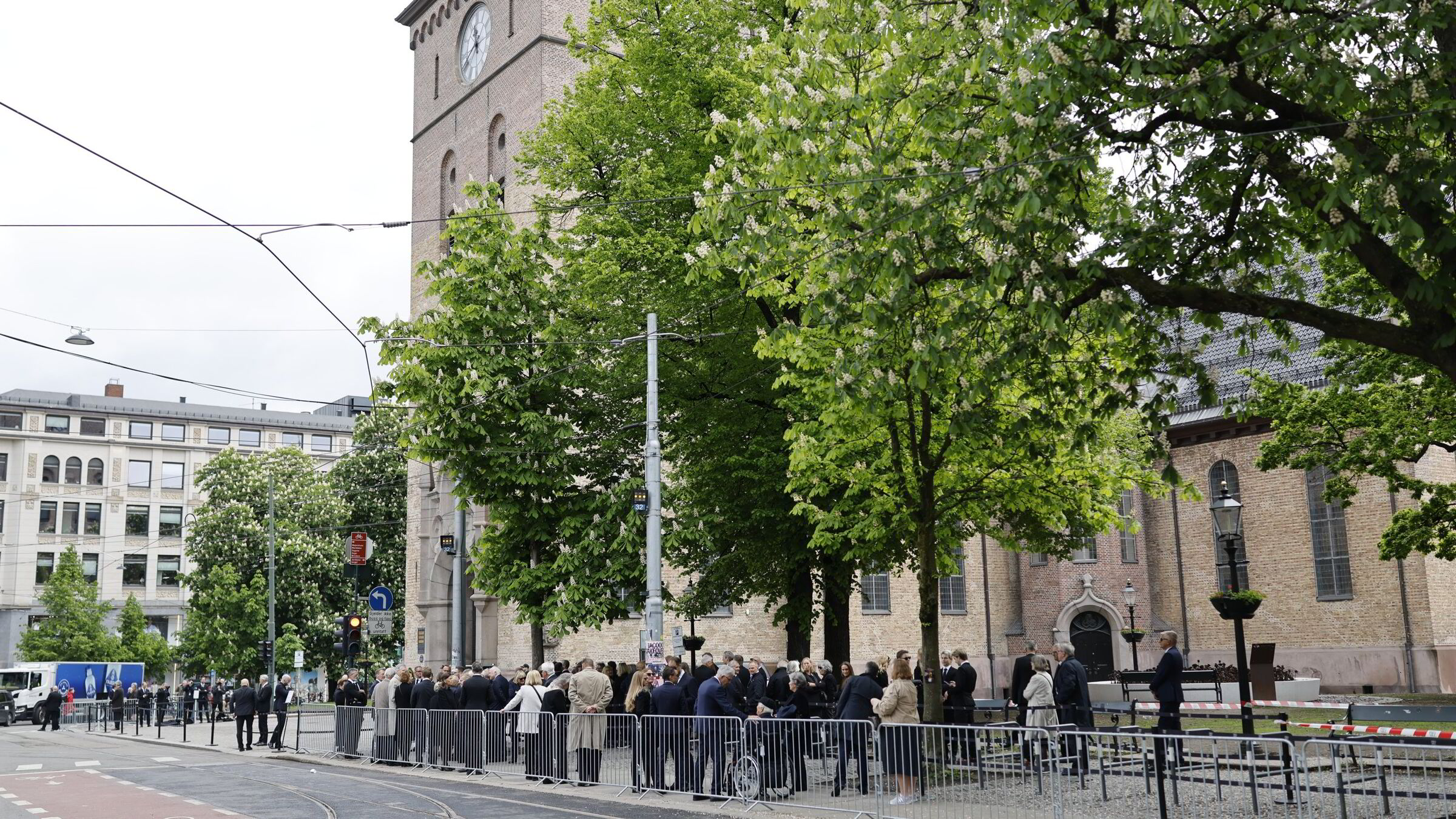 Stein Erik Hagen bisettes i Oslo domkirke: