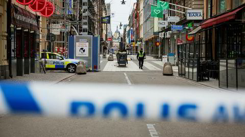 Drottninggatan er fortsatt sperret av etter fredagens angrep i Stockholm.