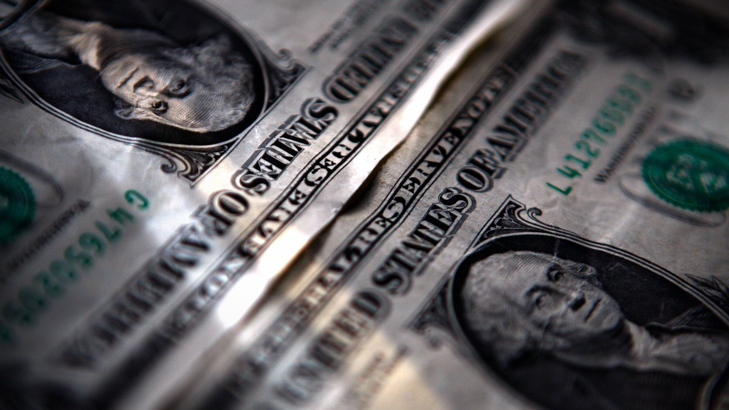 Dollaren under ti kroner for første gang på to år