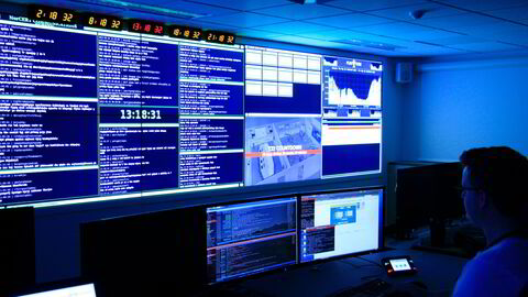Krigen vi står i, er ikke den tradisjonelle med tanks, kuler og granater, men en digital krig med sabotasje, nettangrep og påvirkningsoperasjoner.