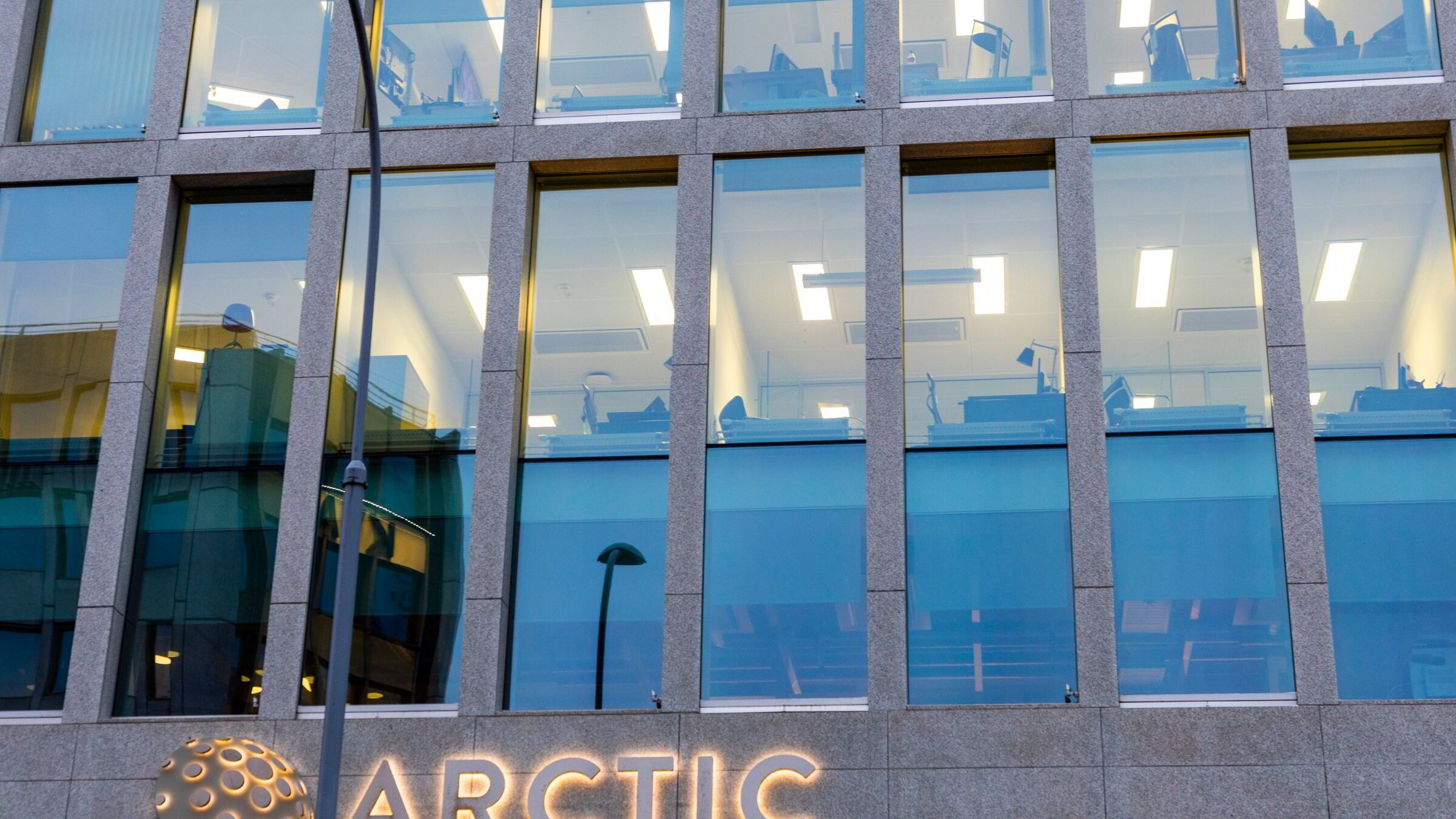 Bergensinvestor handlet likt i flere aksjer som innsidesiktet: – Helt ukjent for meg hvordan han har handlet