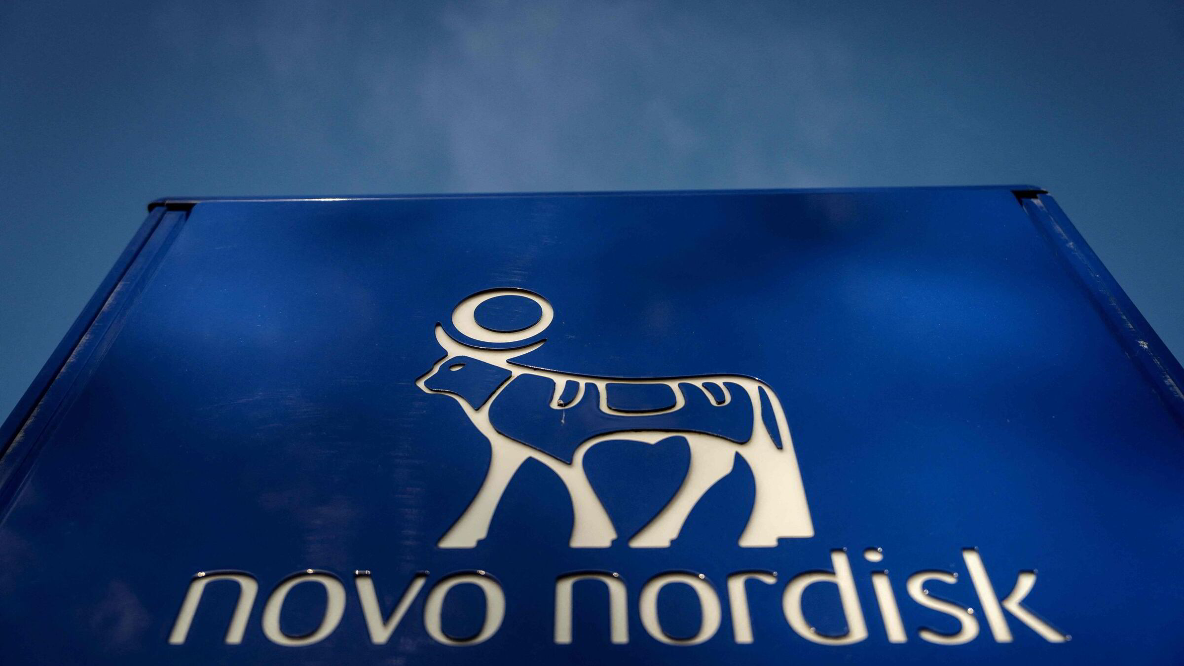 Kraftig kursfall for Novo Nordisk etter resultatvarsel og utnevnelse av ny sjef