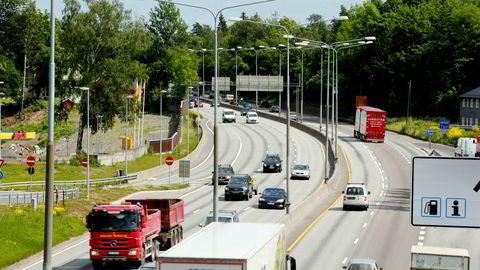 Krangelen om E18-utbyggingen vestover fra Oslo er blusset opp igjen.