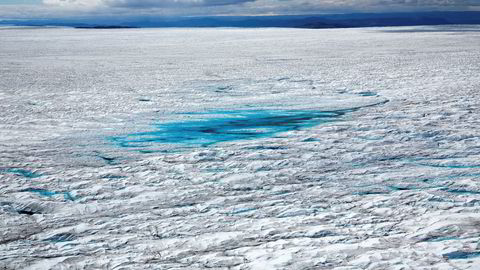 Kangerlussuaq, Grønland Russell-isbreen utenfor Kangerlussuaq på Grønland med smeltedammer.