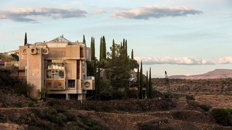 Futuristisk. Den eksperimentelle byen Arcosanti omtales som et urbant laboratorium. Stedet har inspirert mange science fiction-historier, blant annet «Star Wars».