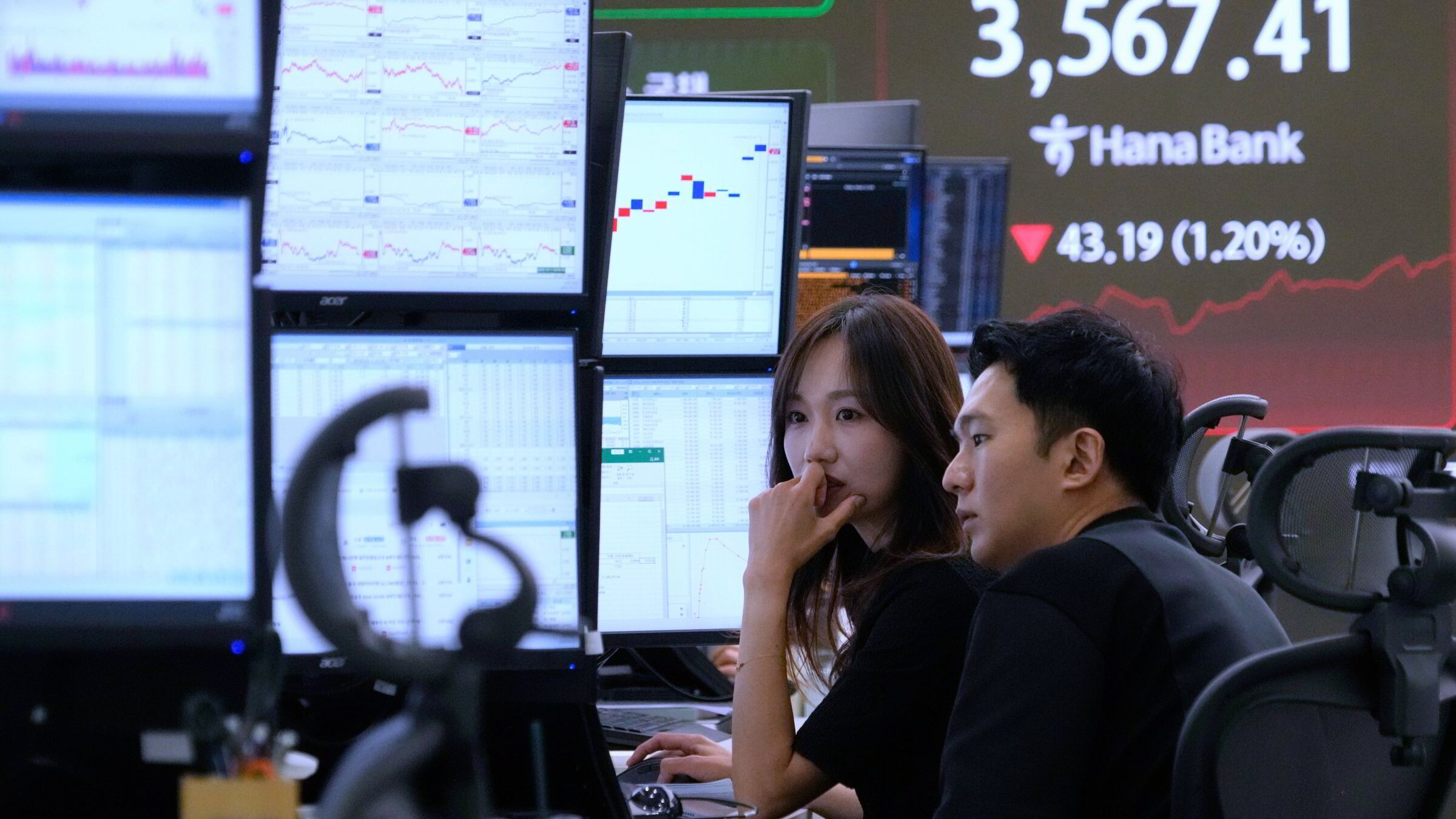 Handelsuro sender Asia-børser ned – kinesiske databrikkeselskaper trosser fallet