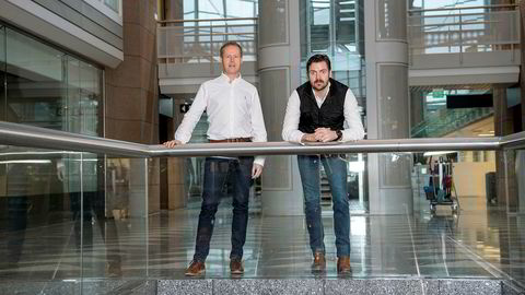 Carl Robstad (til venstre) og Fredrik Hasle Skøie utgjør sammen med Torbjørn Mollatt gründertrioen i RSM Imagineering.