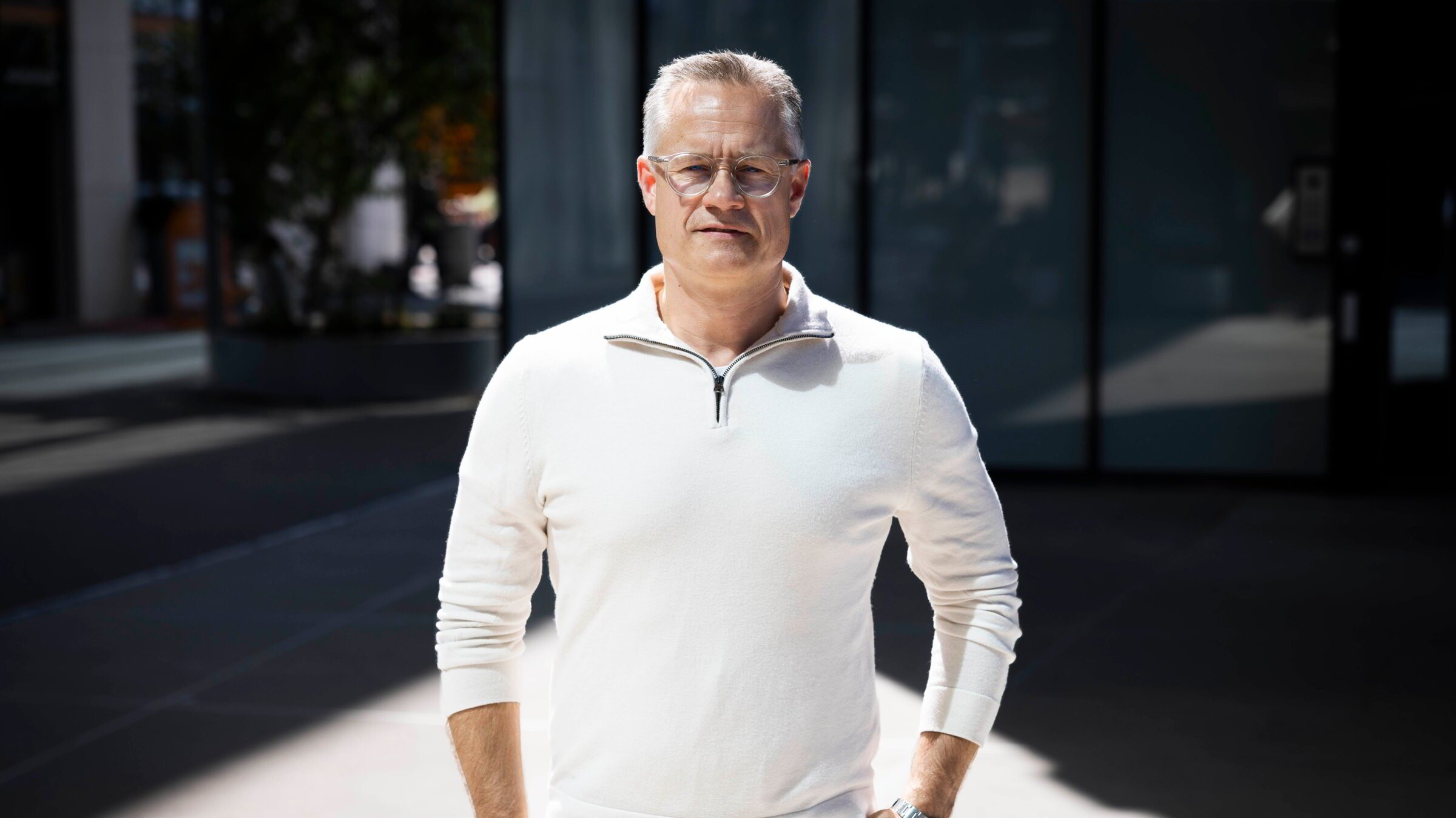 Milliard­gründer flytter til Sverige