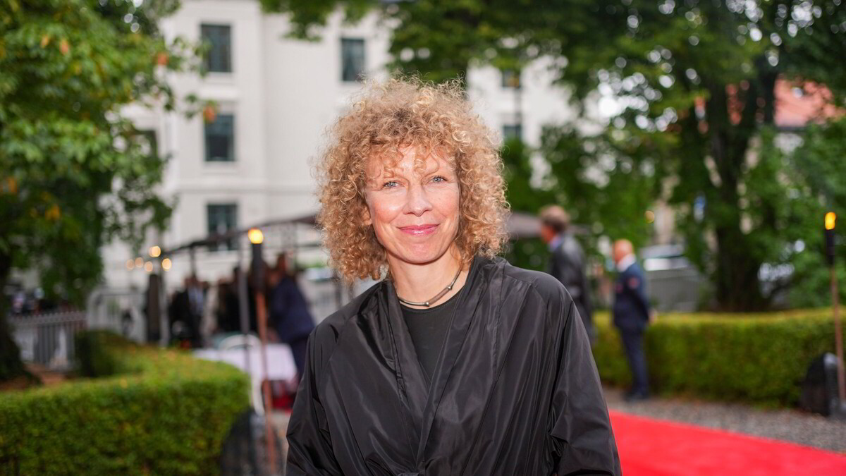 Valkyrien Allstars-vokalist Tuva Syvertsen om sin privat&oslash;konomi. (+)