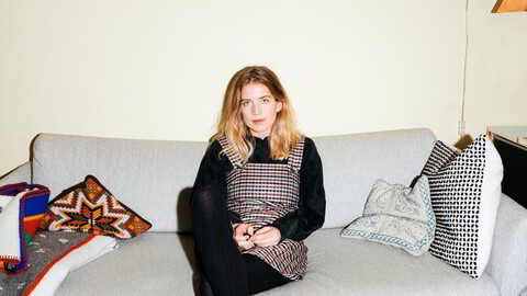 Spiller hun folkemusikk, indierock, pop, eller gjør Selma French bare sin egen greie? Hør selv.