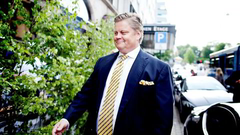 Den mediesky investoren Tore Aksel Voldberg realiserer store verdier når Solon Eiendom blir solgt til Bionor Pharma og det kan utløse en skattefordel. Her fra en sommerfest på Theatercafeen i Oslo.