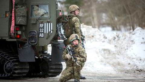 Nå som britene forlater EU og styrker sitt forhold til USA, er det ingen tvil om at Norge følger den veien innen sikkerhetspolitikken. Her britiske soldater i Namsos under øvelse Cold Response 2016.