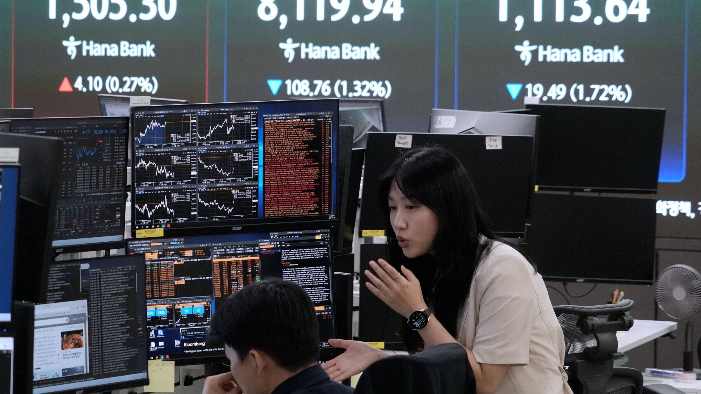 Asia-børser faller etter Iran-angrep – Fed-topp advarer: – Et klassisk stagflasjonssjokk