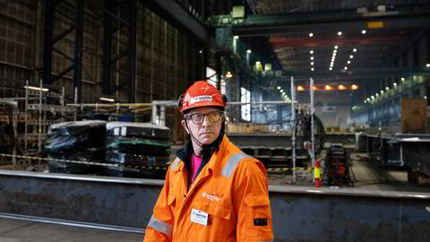 Aker BP-sjef Karl Johnny Hersvik, her på Worley Rosenberg-verftet i Stavanger, avviser behovet for nye skatteincentiver for små og vanskelige felt: – Jeg tror først og fremst industrien må ha en liten dugnad på hvordan vi får ned kostnader, og opp effektivitet.