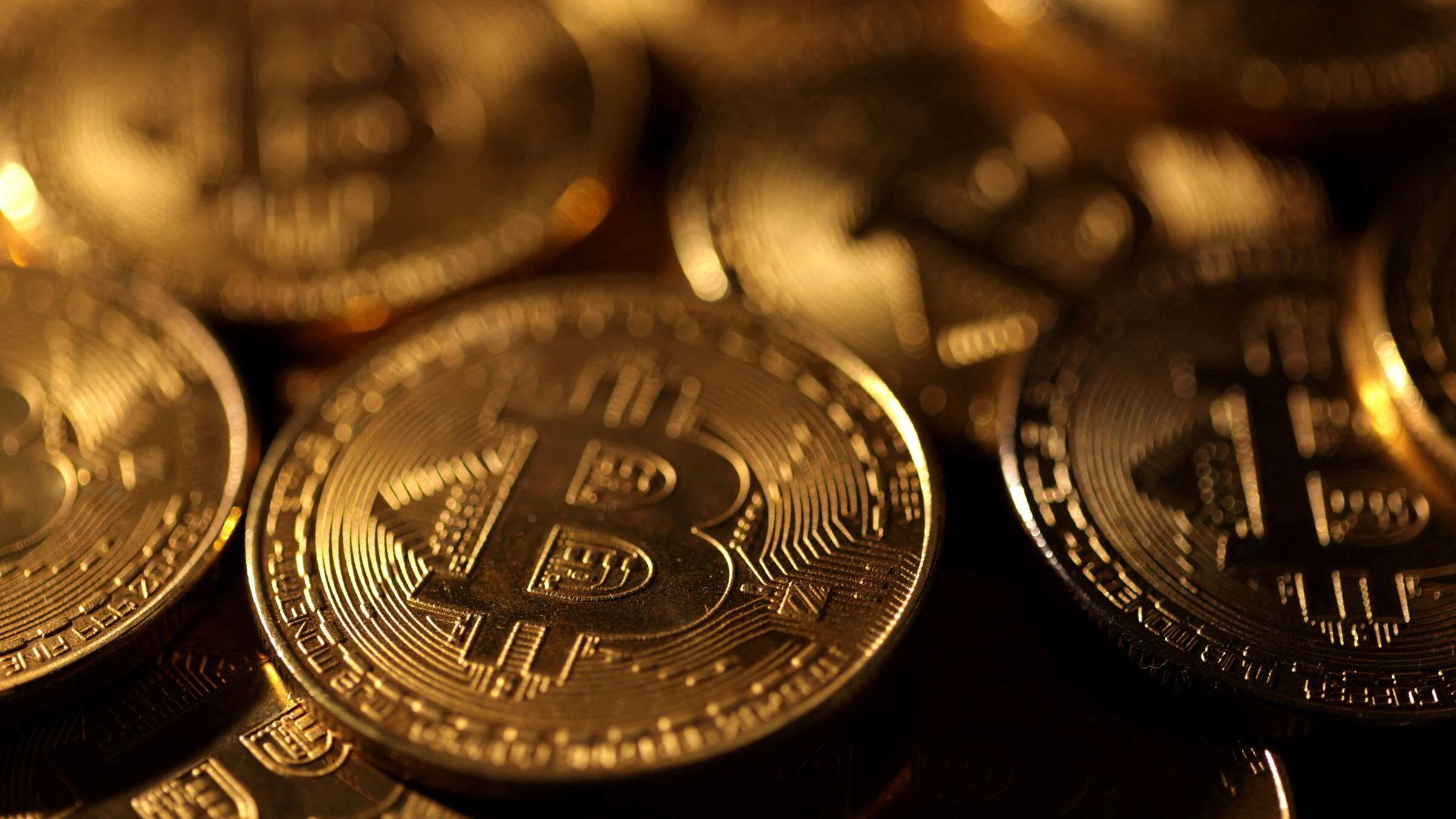 Professor klør seg i hodet over bitcoin-grep: – Ville heller puttet pengene i aksjer