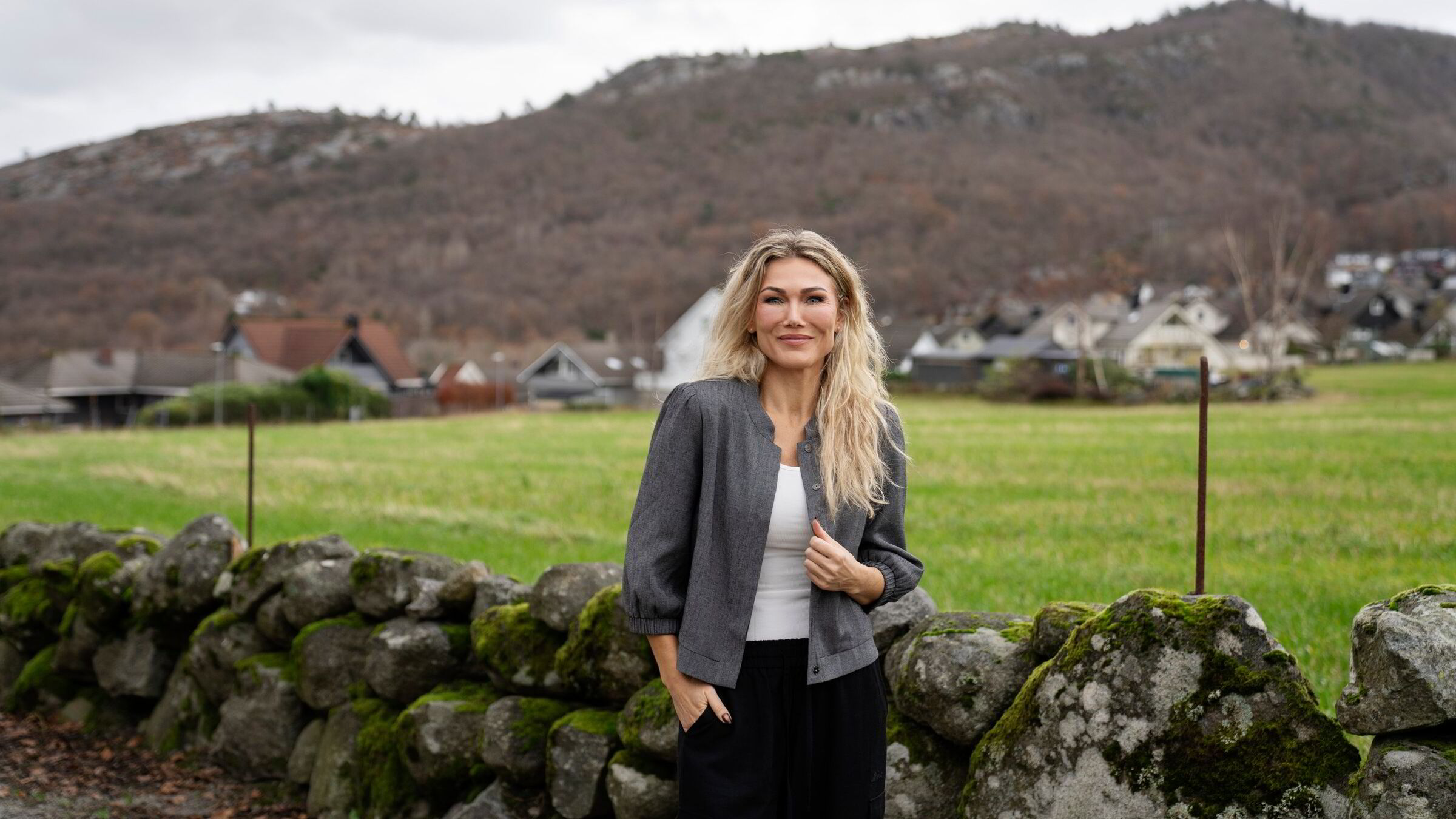 Startet kleskjede under permisjon: – Jeg blir ekstremt kreativ når jeg er høygravid