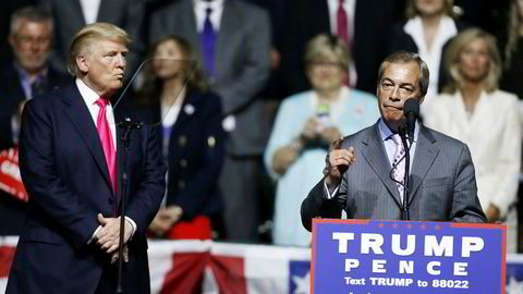 Tidligere leder for Ukip-partiet i Storbritannia Nigel Farage (til høyre) og USAs president Donald J. Trump avbildet under den amerikanske valgkampen. Farage var en av de største brexit-forkjemperne, og Trump vant valget på en plattform om å innføre en mer proteksjonistisk økonomisk politikk.