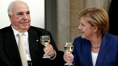 Tidligere forbundskansler Helmut Kohl får millionerstatning etter omstridt bokutgivelse der han blant annet kom med sterke uttalelser om Angela Merkel. Her er de to under en partimiddag i Berlin i 2010.