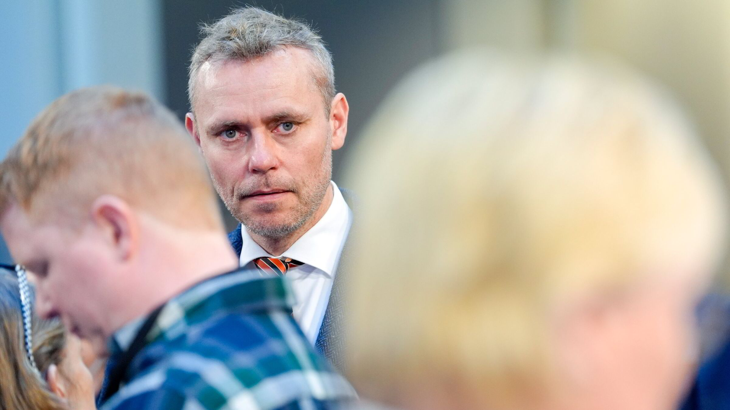 Tre grove bommerter fra Borten Moe