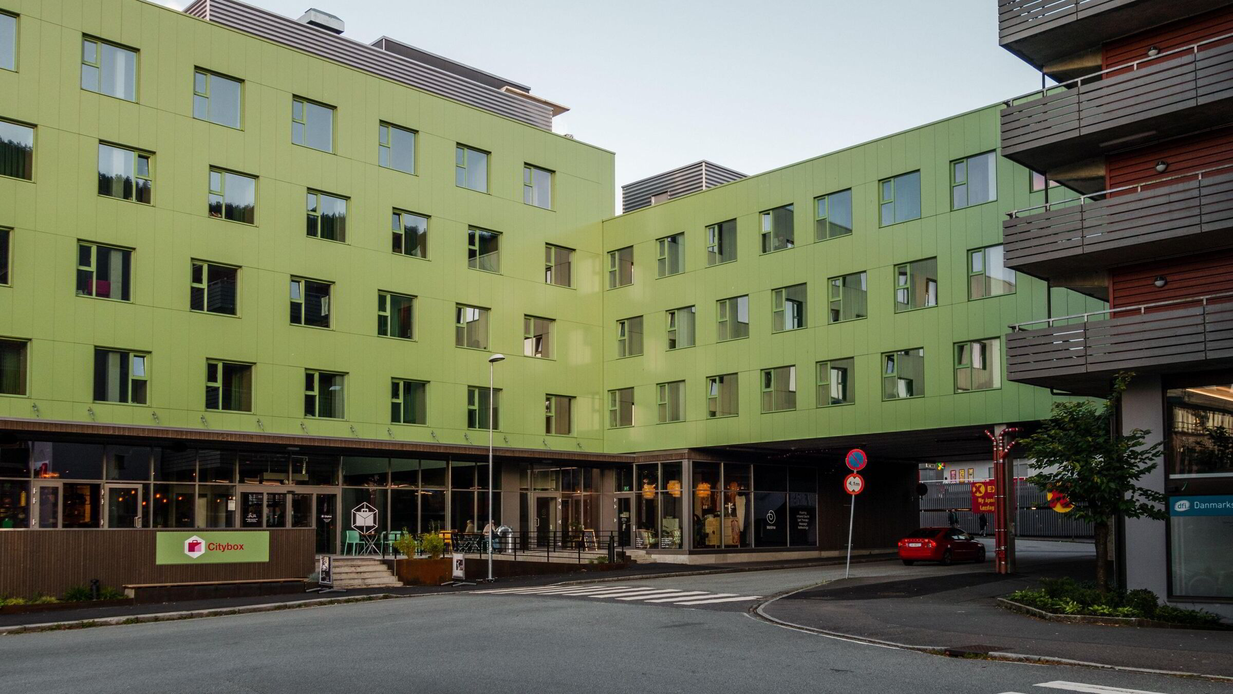 Full amerikansk soldat sovnet i dusjen – prislapp 654.292 kroner