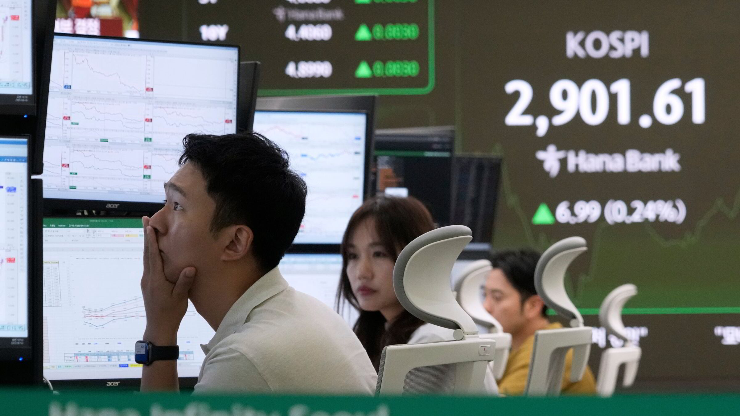 Asia-børsene trosser krigsfrykt – Samsung kaller inn til krisemøte