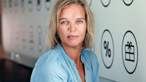 Konsernsjef Pernille Erenbjerg i TDC overrasket markedet i forrige uke med en gigantisk tv-fusjon. Nå må hun kjempe mot budgivere som vil kansellere avtalen.