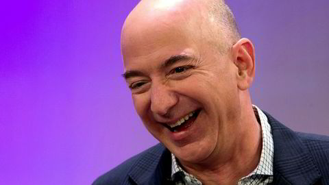 Jeff Bezos er grunnleggeren av Amazon og er verdens tredje rikeste mann med en formue på 72,8 milliarder dollar.