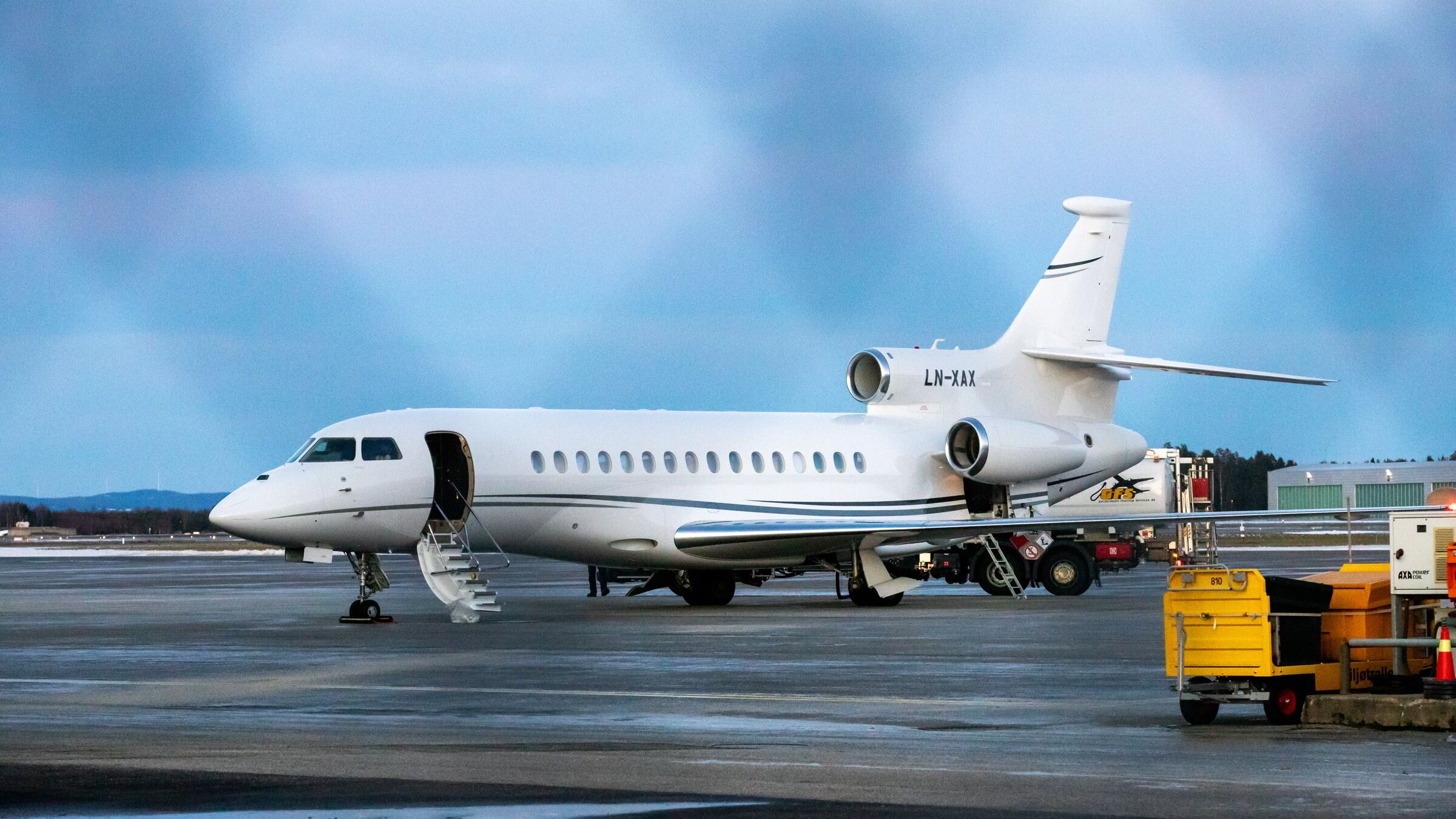 Akers fly landet i Doha da krigen brøt ut: – Menneskene er i sikkerhet