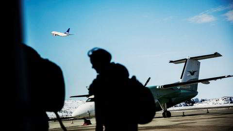 Verdens flyselskaper har firedoblet sine avgifter siden 2010. Nå prøver Norwegian ut et ekstragebyr på 50 kroner for såkalt priority boarding.