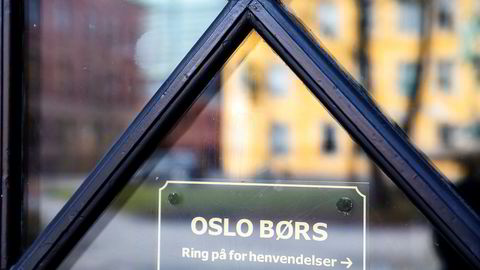 Aksjefond som investerer på Oslo Børs har tapt 25 prosent av verdien i løpet av tre måneder.