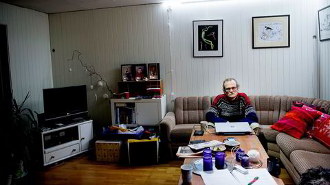 Gründerliv. Sturle Melvær Sunde driver sin bitcoin-virksomhet fra sofakroken hjemme i Florø. – Jeg burde vel fått meg et kontor