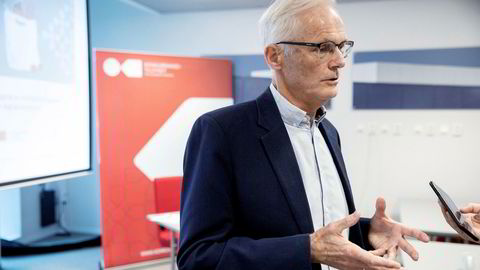 – Vi har vært bekymret for konkurransen i telemarkedet i mange år, sier konkurransedirektør Lars Sørgard.