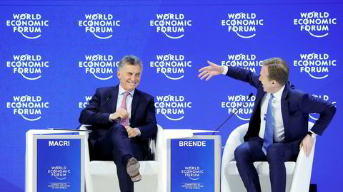Denne uken var World Economic Forums president Børge Brende vertskap for nær 1000 stats- og konsernsjefer. Her Argentinas president Mauricio Macri og Børge Brende (fra venstre).