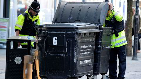 Politiet lette etter nye spor i Manchester torsdag, etter terrorangrepet.