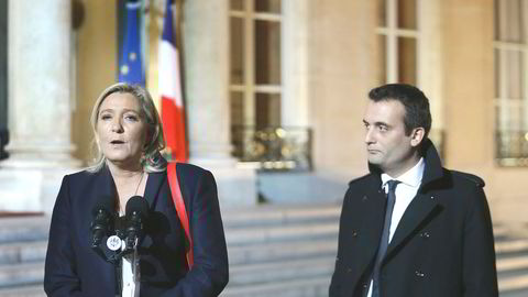 Marine Le Pen og hennes nestleder Florian Philippot. Han henger nå i en tynn tråd etter valgfiaskoen.