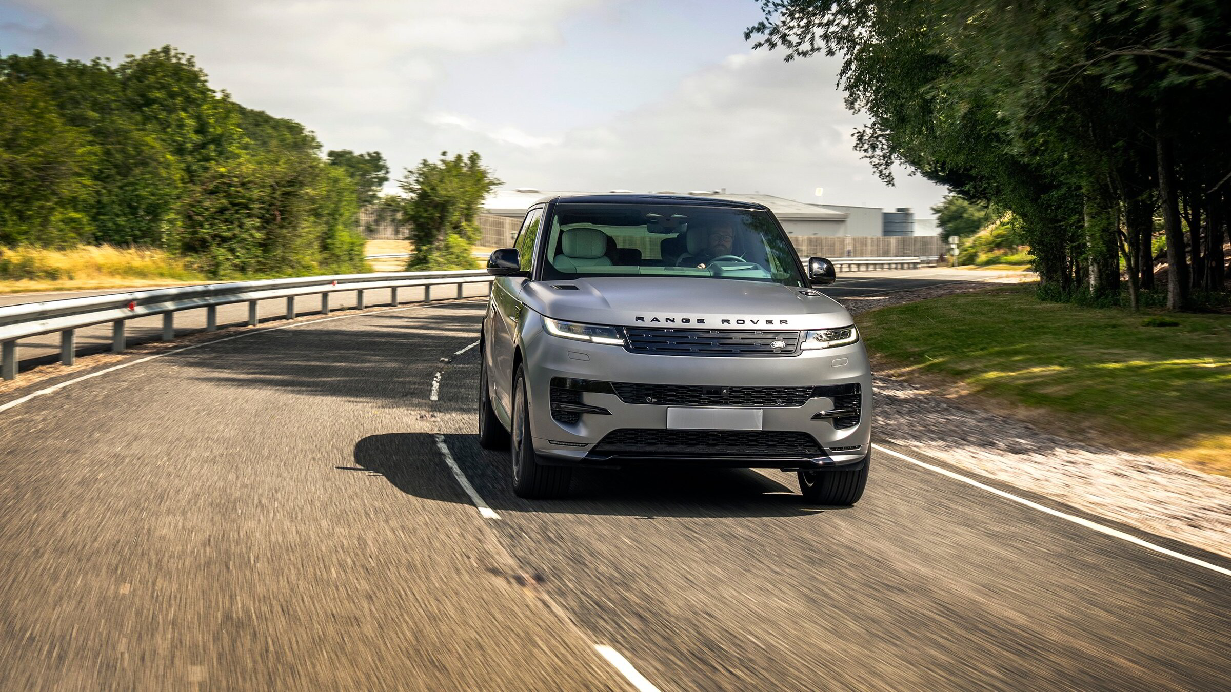 Biltest av Range Rover Sport Electric: Range Rover for de unge