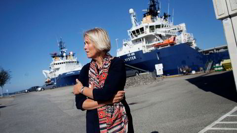 Anne Jorunn Møkster er sjef i Møkster Shipping, som hun eier sammen med søsknene. Her ved hovedkontoret i Stavanger med et par av fartøyene ved kai.