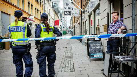 Det svenske sikkerhetspolitiet Säpo etterforsker en trussel om et terrorangrep i Stockholm. Bildet er tatt etter terrorangrepet i Stockholm i april i år der en lastebil meiet ned folk på Drottninggatan.