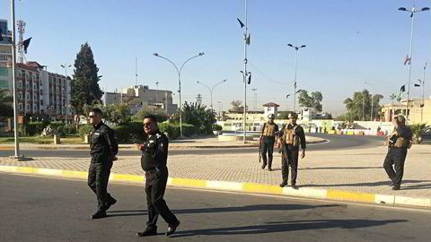Lokalt politi er utplassert i Kirkuk, som ligger cirka 29 mil nord for Bagdad. Foto: Emad Matti / AP / NTB scanpix
