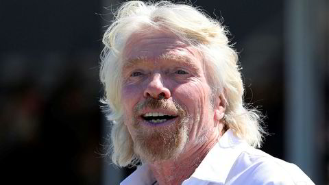 Sir Richard Branson sier han er måneder unna sin første tur ut i verdensrommet.
