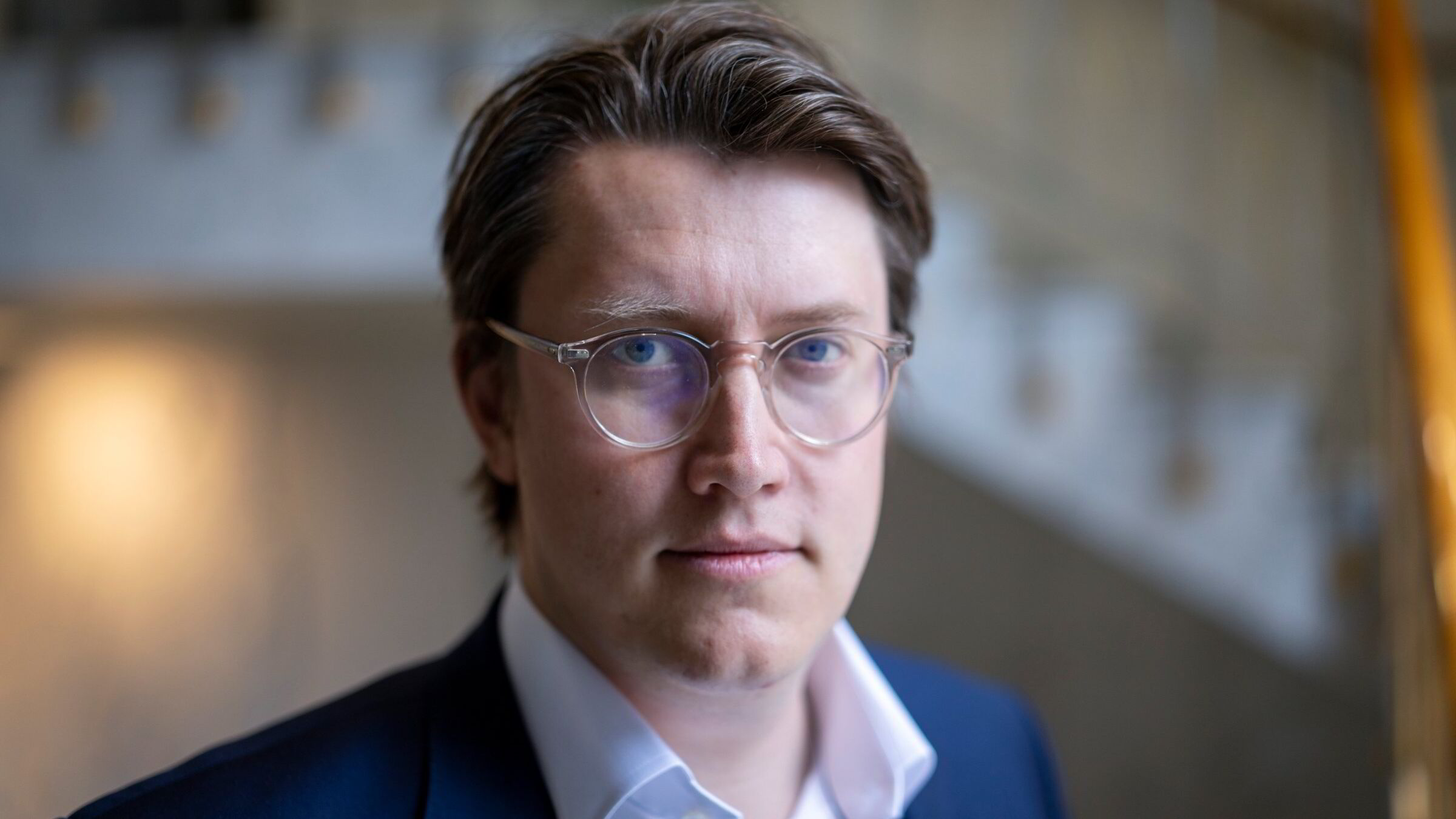 Mener prisen har gått for mye – anbefaler salg av Røkke-aksje