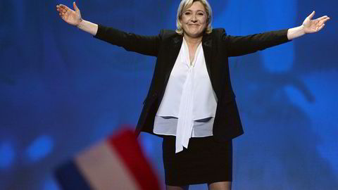 Det går mot et svært spennende presidentvalg i Frankrike i april. Ekspertene utelukker ikke at Marine Le Pen vinner til slutt.