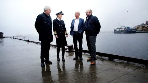 Fra venstre daglig leder Per Åge Hauge i Risavika Eiendom, havnedirektør Merete Eik, daglig leder Leif Emil Brekke i Norsea Property Group og daglig leder i NorSea Group John Stangeland.