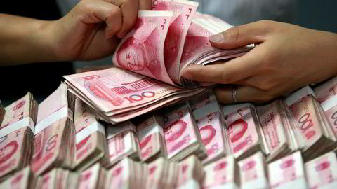Den kinesiske kommunistledelsen vil slå ned på «markedskrokodiller» - spekulanter i finansnæringen.