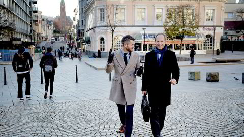 It-gründer Henrik Lie-Nielsen (til venstre) og finansmann Harald Mowinckel Troye etablerer investorfellesskapet Tripod, som skal hjelpe gründervirksomheter med kapital, kompetanse og vekst.