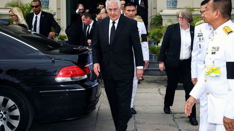 USAs utenriksminister Rex Tillerson er den høyest rangerte amerikanske politiker som har besøkt Thailand siden kuppet i 2014, her forlater han Grand Palace i Bangkok.
