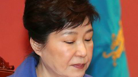 President Park Geun-hye må gå på permanent basis.